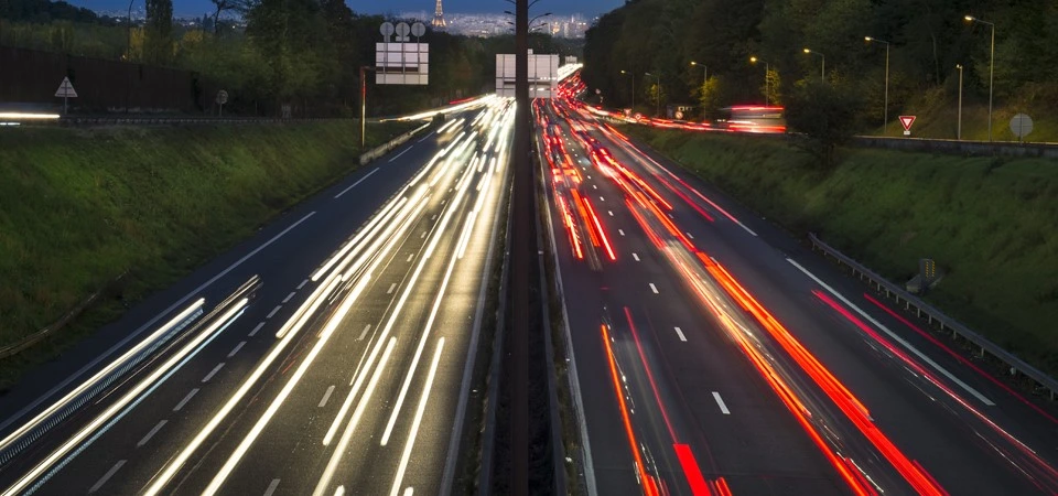 Formation risque routier professionnel avec sensibilisation aux comportements à risque et aux règles de sécurité lors des déplacements.